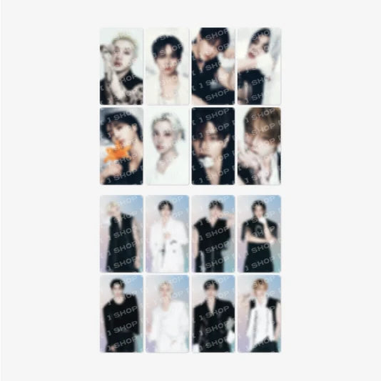STRAY KIDS - SPECIAL TRADING CARD [WORLD TOUR 'RUN IT' MD]