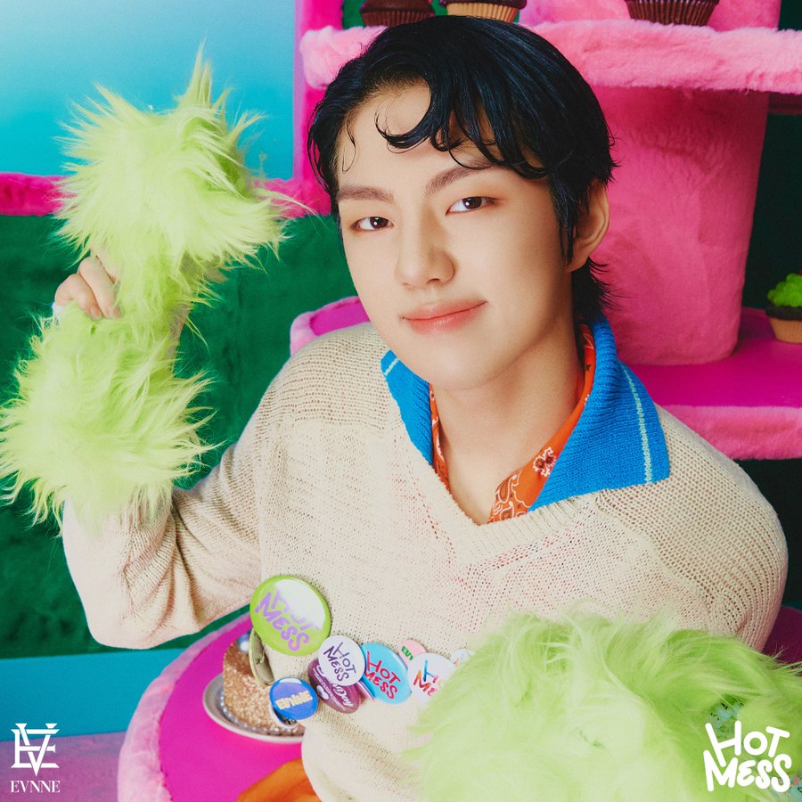 EVNNE - HOT MESS (DIGIPACK VER.) [4TH MINI ALBUM]